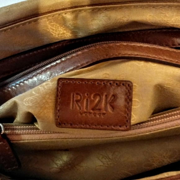 Ri2K London Small Leather Handbag - Picture 6 of 6